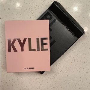 NWT Kylie Cosmetics Pink Powder Blush